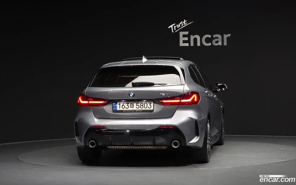 BMW 1 Series 120i M 2022 — thumbnail 4