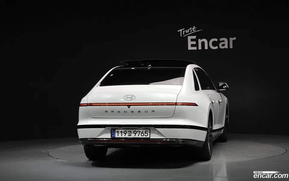 Hyundai Grandeur Hybrid 2024 — thumbnail 4