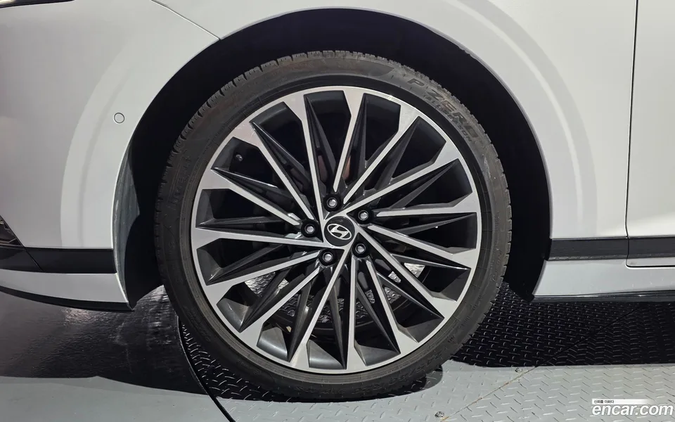 Hyundai Grandeur Hybrid 2024 — thumbnail 5