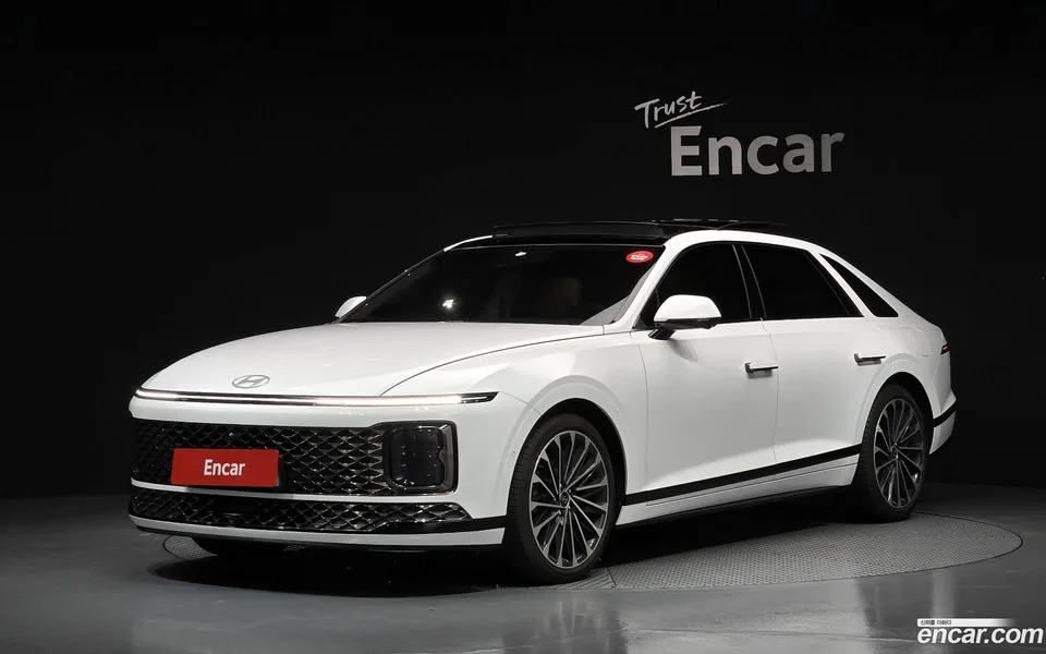 Hyundai Grandeur Hybrid 2024 — photo 1, buy with delivery to Moscow