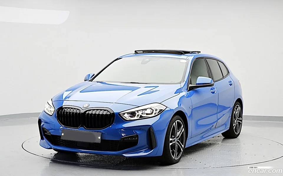 BMW 1 Series 2023