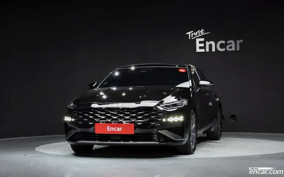 Kia K8 Hybrid 2023 — thumbnail 3