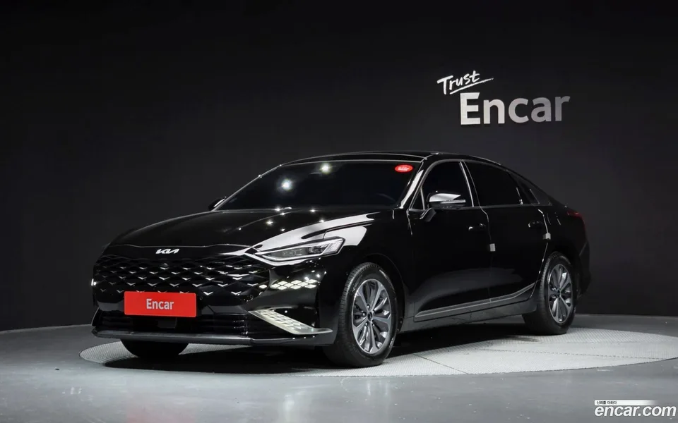 Kia K8 Hybrid 2023 — photo 1, buy with delivery to Moscow