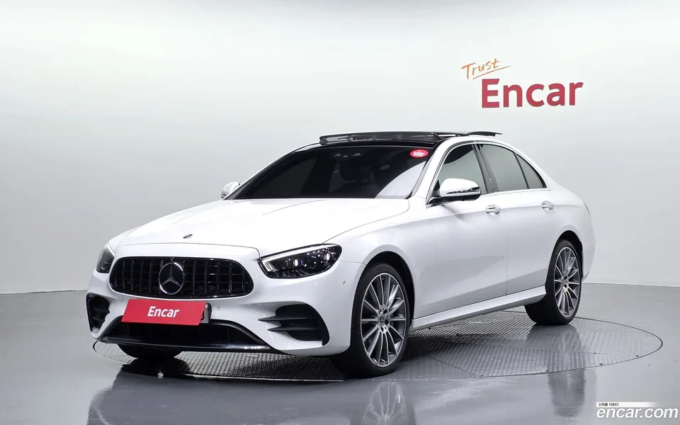 Mercedes-Benz E-Class E350 4MATIC AMG Line 2022 — photo 1, buy with delivery to Moscow