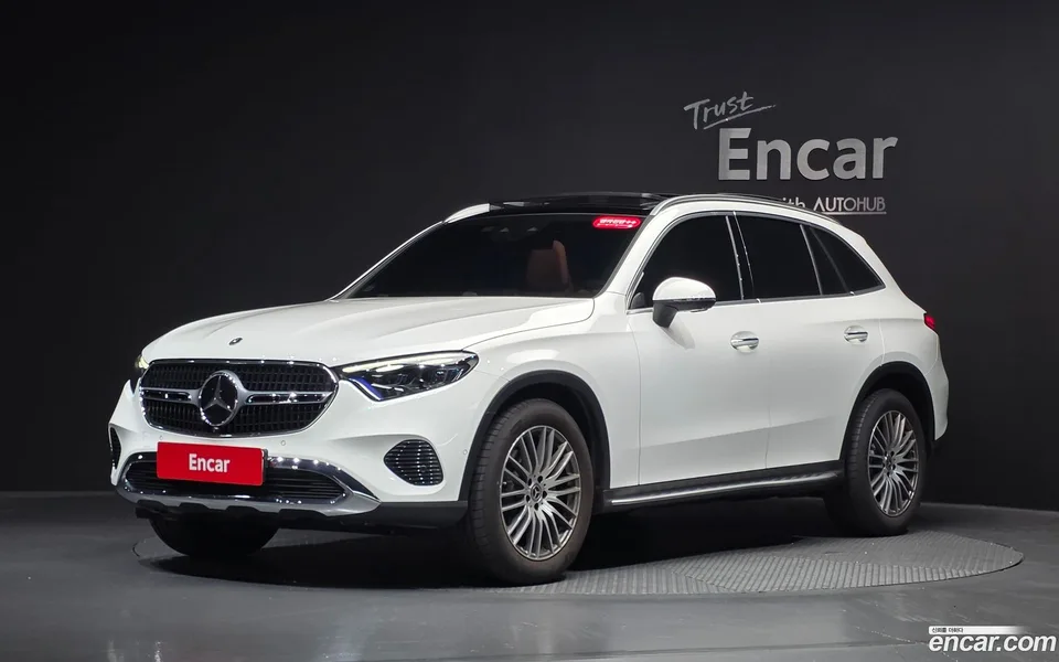 Mercedes-Benz GLC-Class GLC300 4MATIC 2025 — photo 1, buy with delivery to Moscow