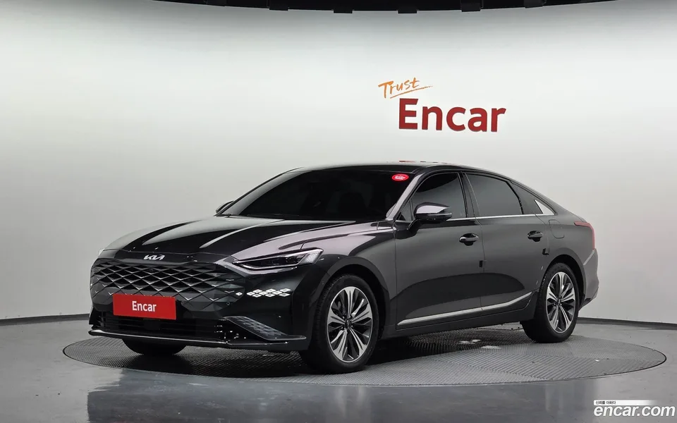 Kia K8 Hybrid 2024 — photo 1, buy with delivery to Moscow