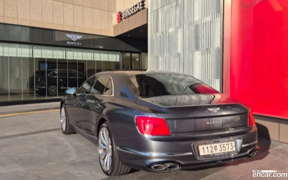 Bentley Flying Spur 4.0 2022 — thumbnail 4