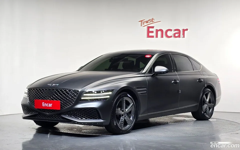 Genesis G80 2.5 2WD 2023 — photo 1, buy with delivery to Moscow