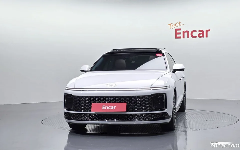 Hyundai Grandeur Hybrid 2023 — миниатюра 3