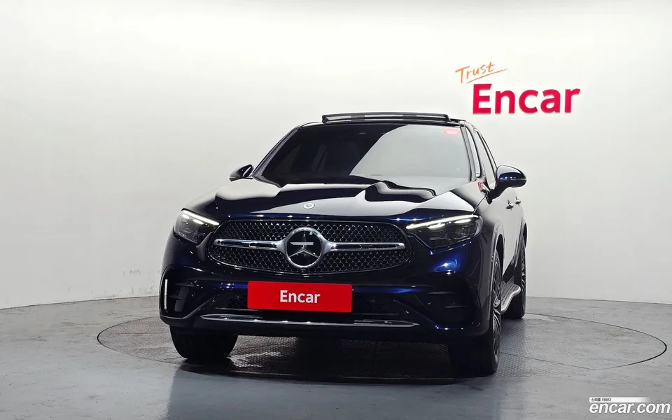 Mercedes-Benz GLC-Class GLC300 4MATIC 2024 — thumbnail 3