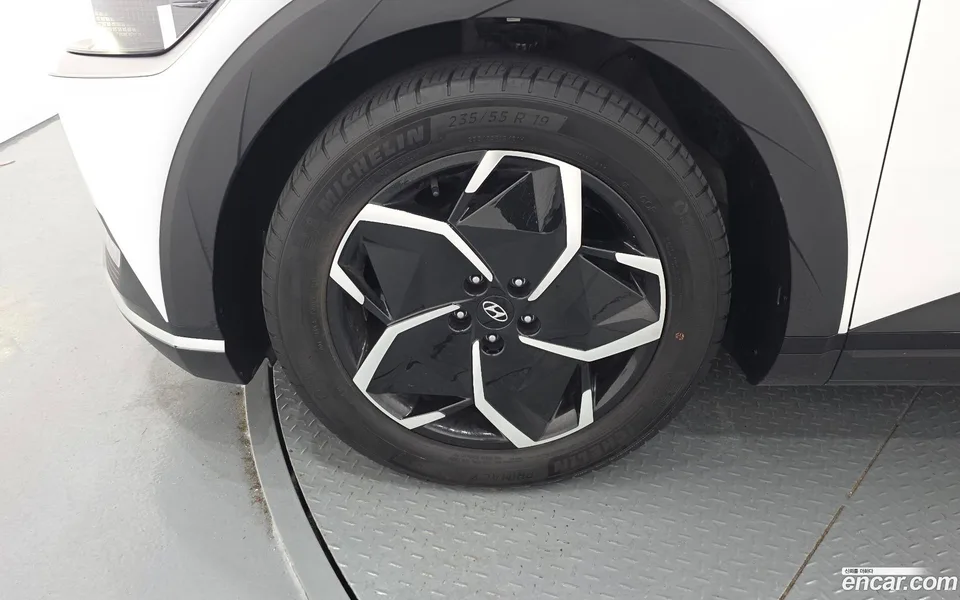 Hyundai Ioniq 5 2023 — thumbnail 5