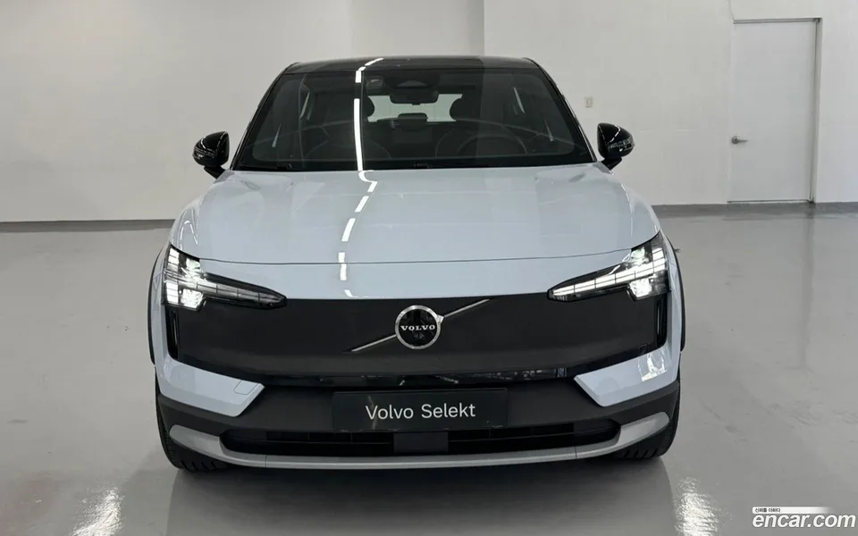 Volvo EX30 Cross Country 2026 — миниатюра 3