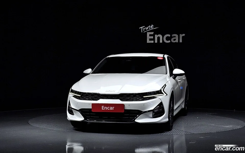 Kia K5 2.0 2022 — thumbnail 3