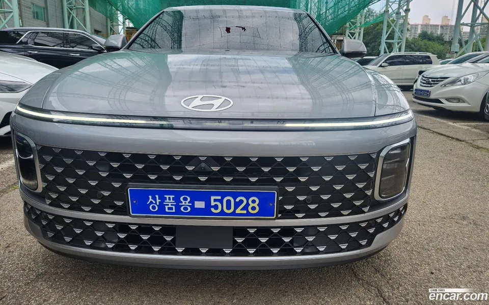 Hyundai Grandeur 2.5 2WD 2023 — thumbnail 3