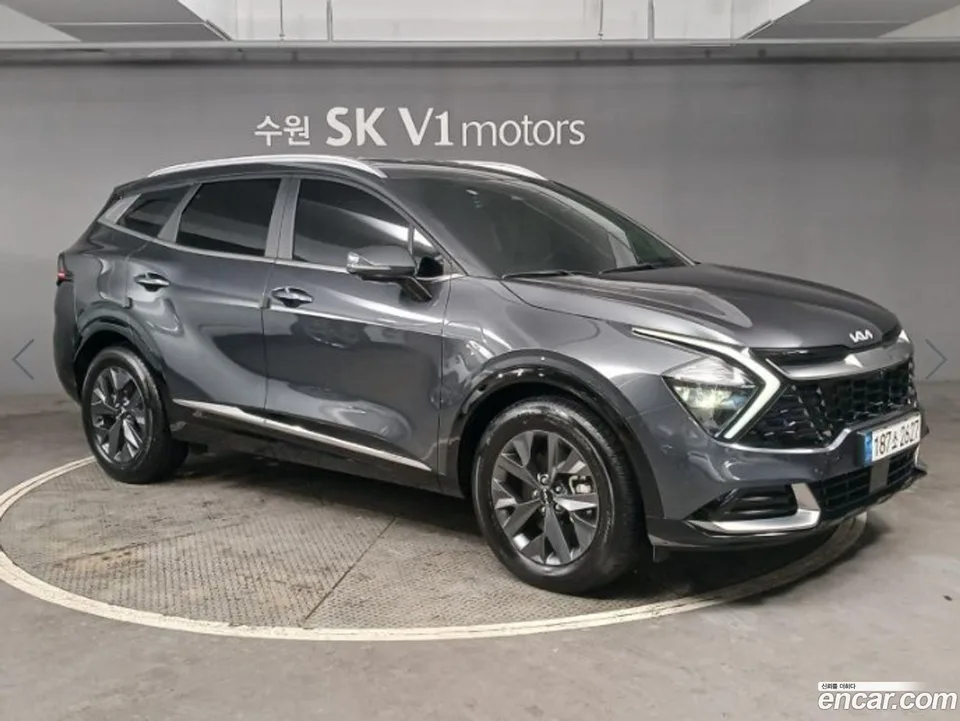 Kia Sportage 1.6 2WD 2023 — thumbnail 2