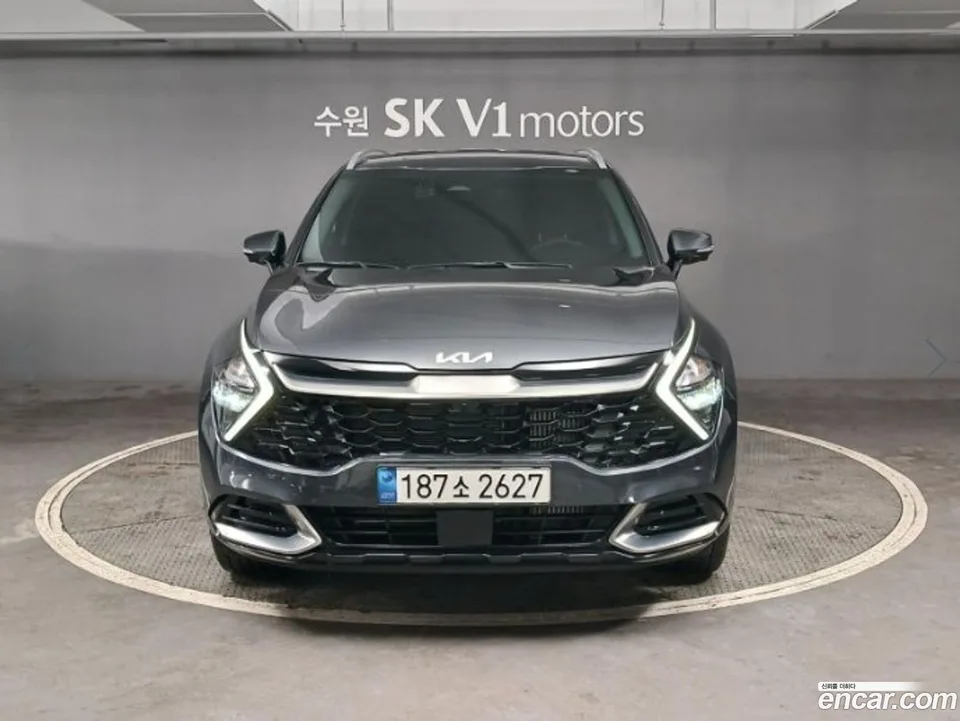 Kia Sportage 1.6 2WD 2023 — photo 1, buy with delivery to Moscow
