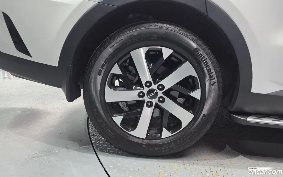 Kia Sorento 2.5T 2WD 2022 — thumbnail 2