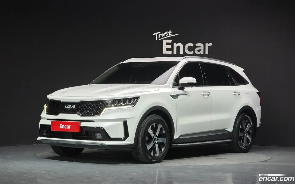 Kia Sorento 2.5T 2WD 2022 — photo 1, buy with delivery to Moscow