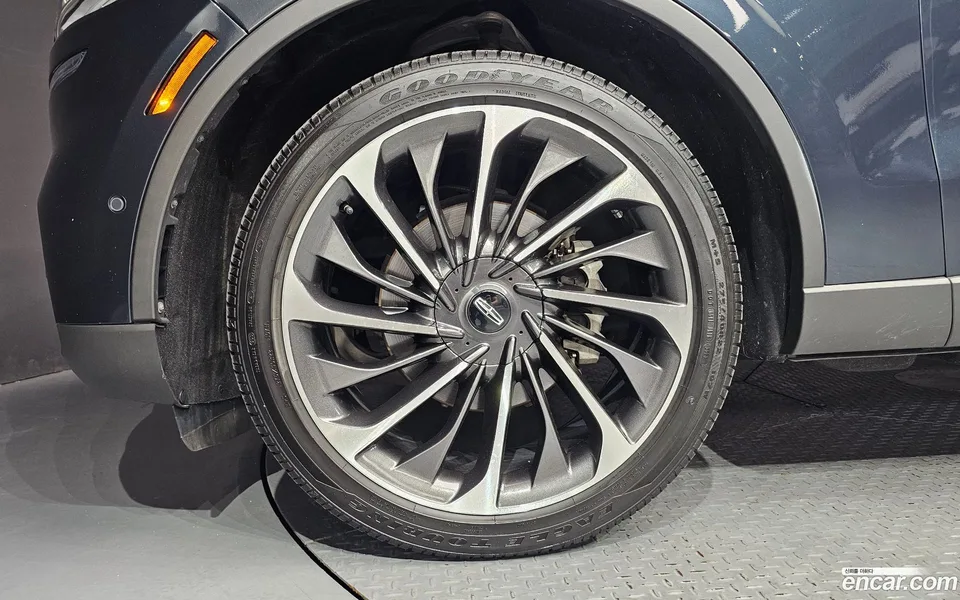 Lincoln Aviator 3.0 AWD 2022 — thumbnail 5