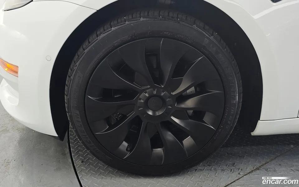 Tesla Model 3 AWD 2022 — thumbnail 5