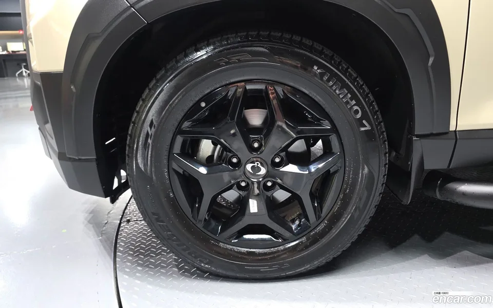 KG Mobility Rexton Sports Khan 2.2 4WD 2023 — thumbnail 2