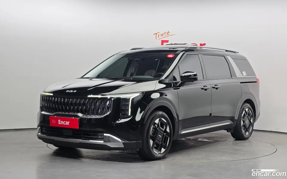 Kia Carnival HEV 9 2024 — photo 1, buy with delivery to Moscow