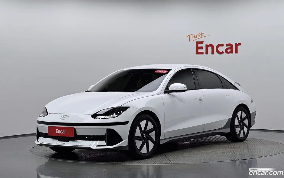 Hyundai Ioniq 6 2022 — photo 1, buy with delivery to Moscow