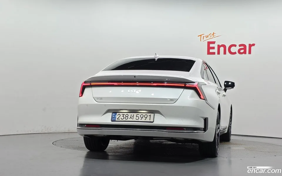Kia K8 Hybrid 2025 — thumbnail 4
