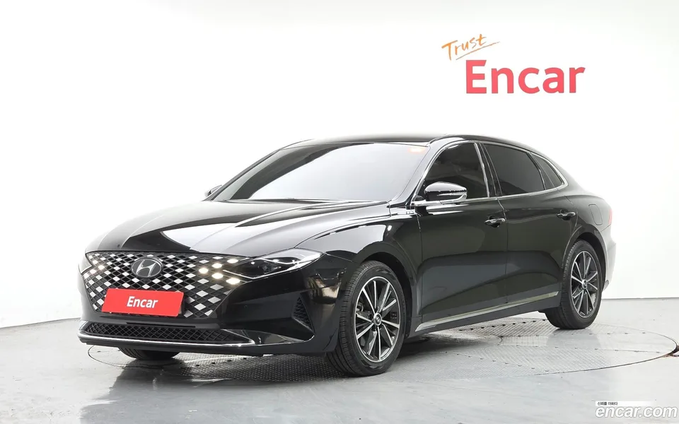 Hyundai Grandeur IG 2.5 2022 — photo 1, buy with delivery to Moscow