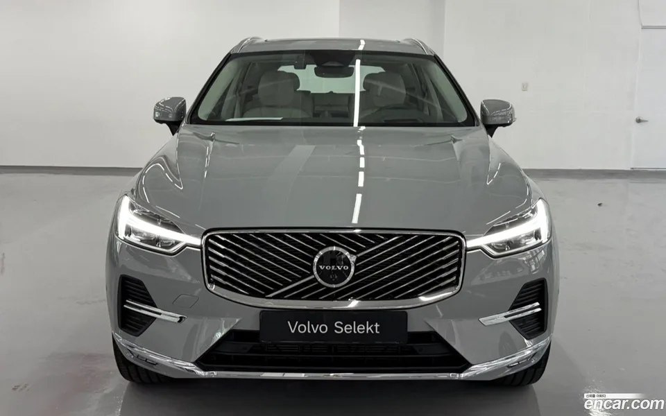 Volvo XC60 B5 2026 — thumbnail 3