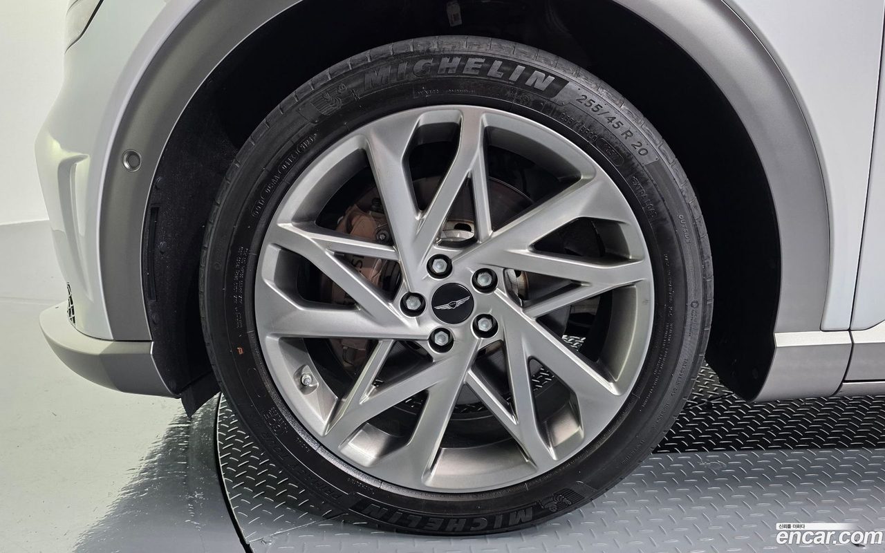 Genesis GV60 2024 — 2