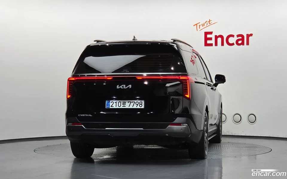 Kia Carnival 7 2025 — thumbnail 4
