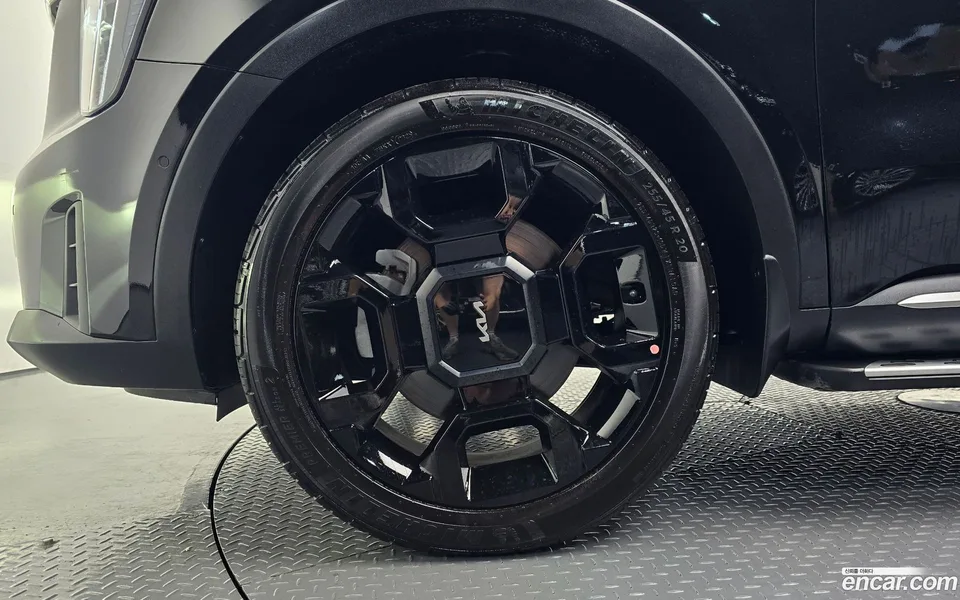 Kia Sorento 2.5T 2WD 2023 — thumbnail 5
