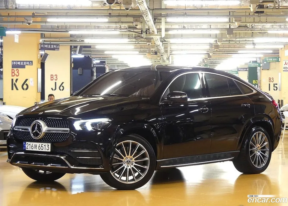 Mercedes-Benz GLE-Class GLE400d 4MATIC 2023 — photo 1, buy with delivery to Moscow