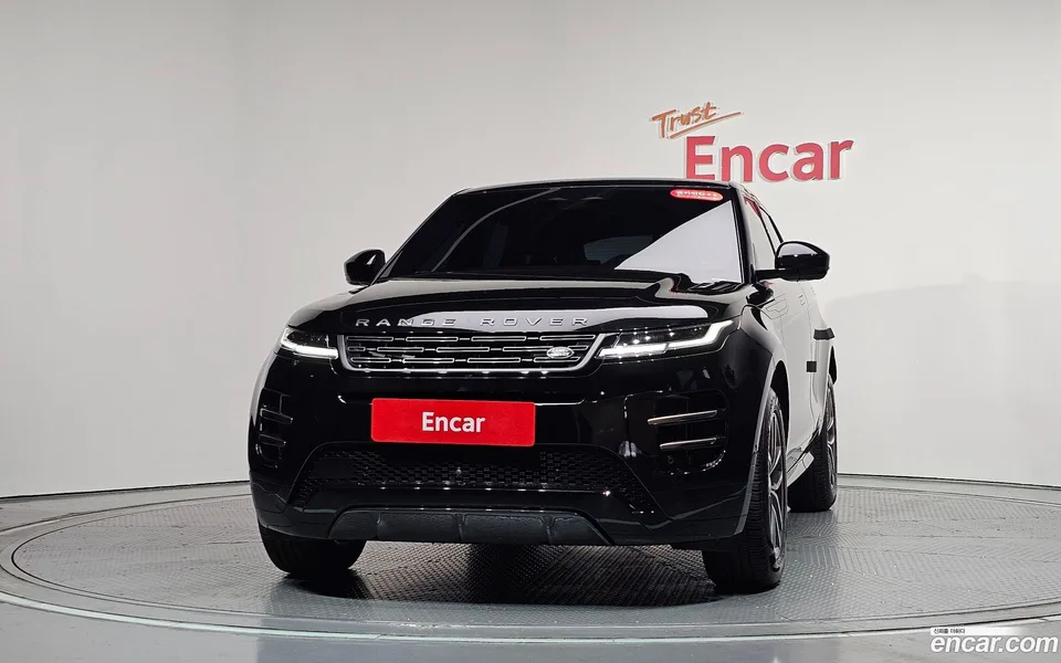 Land Rover Range Rover Evoque P250 SE 2024 — thumbnail 3