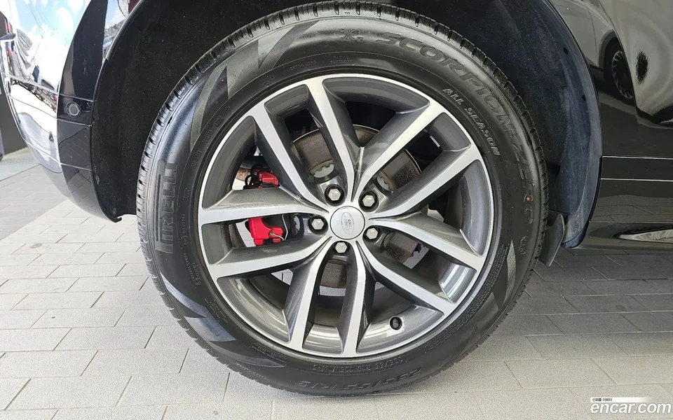 Land Rover Range Rover Evoque P250 SE 2024 — thumbnail 5