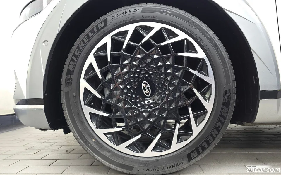 Hyundai Ioniq 5 2022 — thumbnail 2