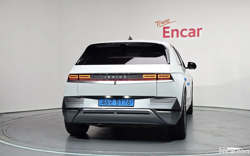 Hyundai Ioniq 5 2022 — thumbnail 4