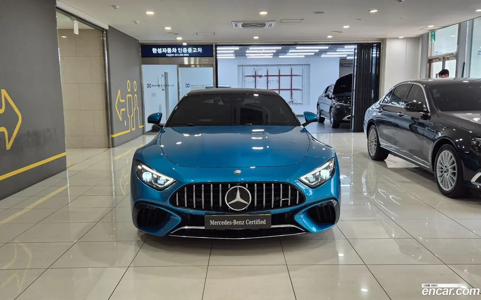 Mercedes-Benz SL-Class AMG SL63 4MATIC+ 2023 — thumbnail 3