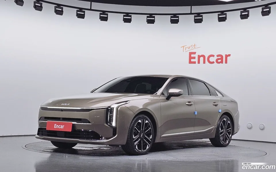 Kia K8 Hybrid 2025 — фото 1, купить с доставкой в Москву