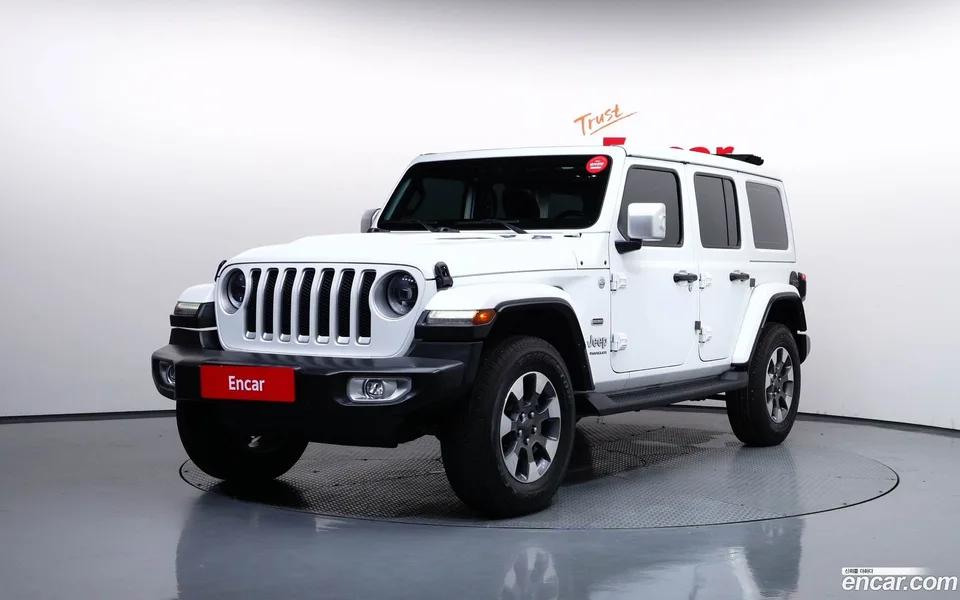 Jeep Wrangler 2.0 4 2023 — photo 1, buy with delivery to Moscow