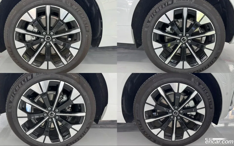 Volvo XC60 T8 2025 — thumbnail 2