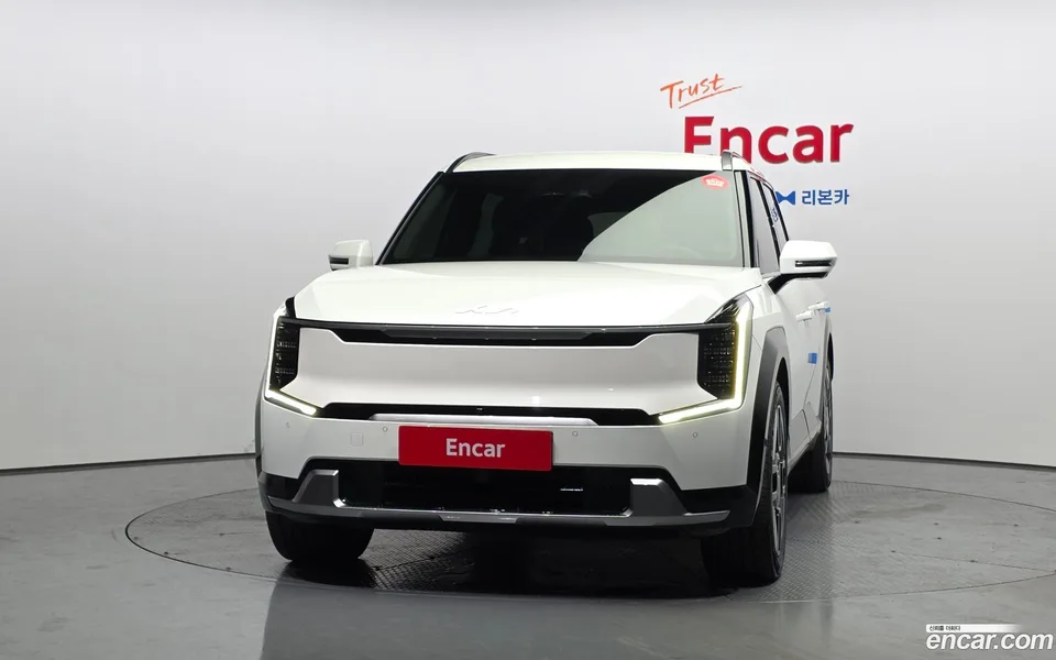 Kia EV9 4WD 2023 — thumbnail 3
