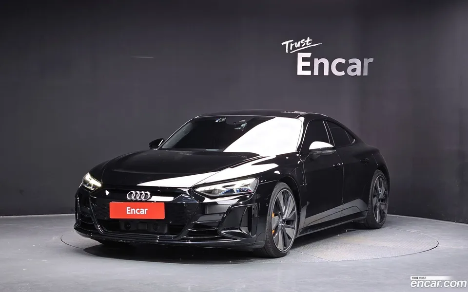 Audi e-tron GT GT 2022 — photo 1, buy with delivery to Moscow