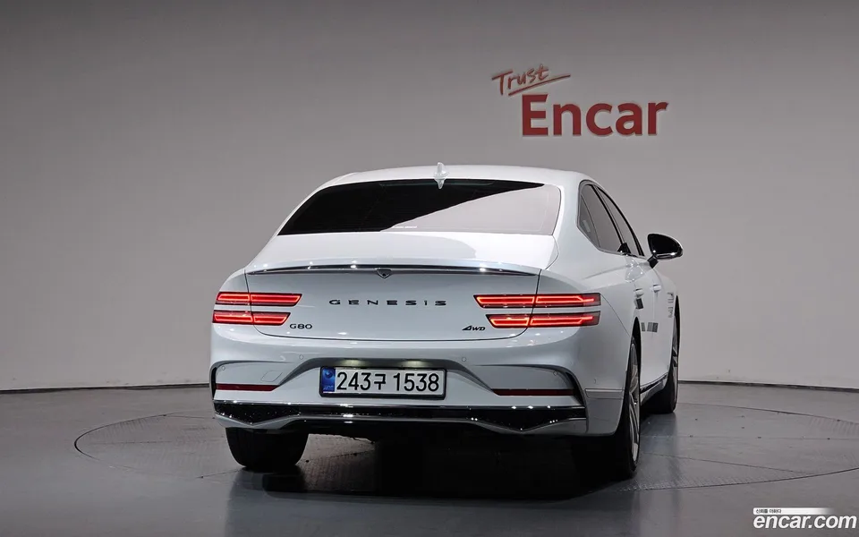 Genesis G80 2.5 AWD 2025 — thumbnail 4
