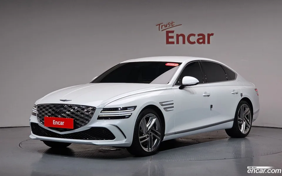 Genesis G80 2.5 AWD 2025 — photo 1, buy with delivery to Moscow