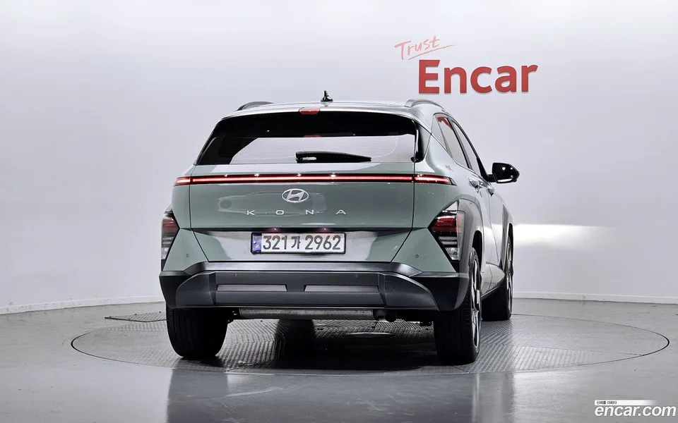Hyundai Kona 1.6 2WD 2023 — thumbnail 4