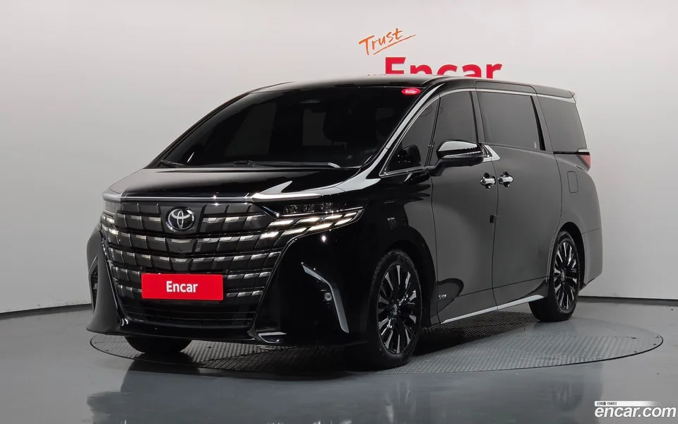 Toyota Alphard 2.5 HEV AWD 2024 — photo 1, buy with delivery to Moscow