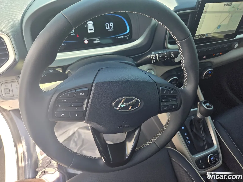 Hyundai Venue 1.6 2025 — thumbnail 2