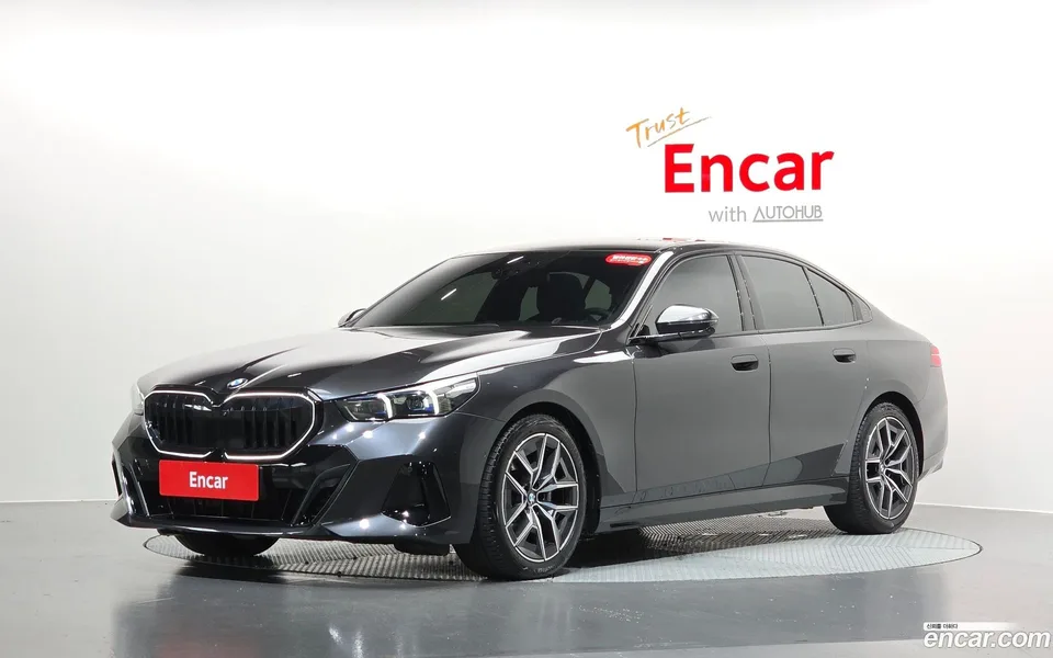 BMW 5 Series 520i M 2026 — photo 1, buy with delivery to Moscow